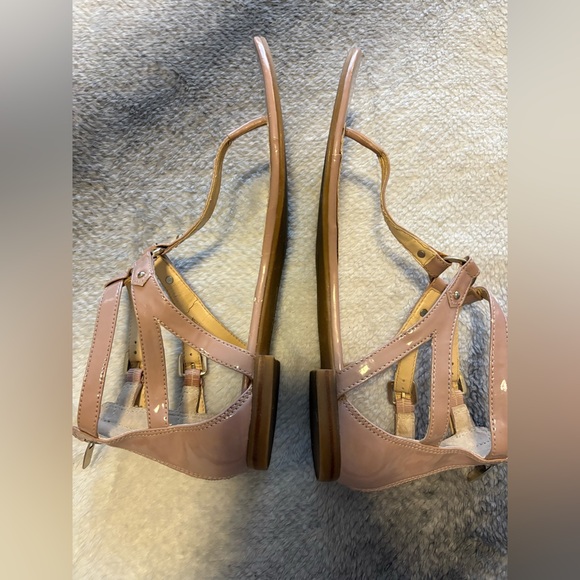 Enzo Angiolini Mauve Patent Leather Gladiator Sandals Flats Shoes 10 - Picture 8 of 9